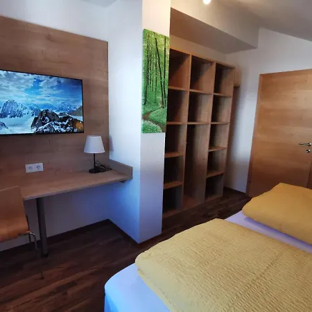 Haus Viktoria Апартаменты Майрхофен