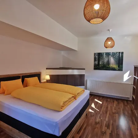 公寓 Haus Viktoria 迈尔霍芬